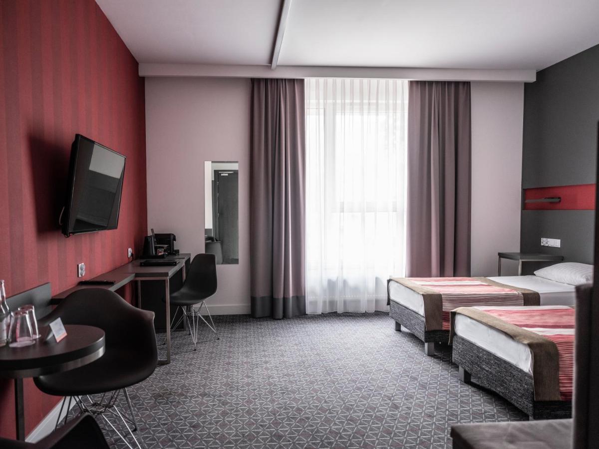 Hotel Europa Starachowice Buitenkant foto