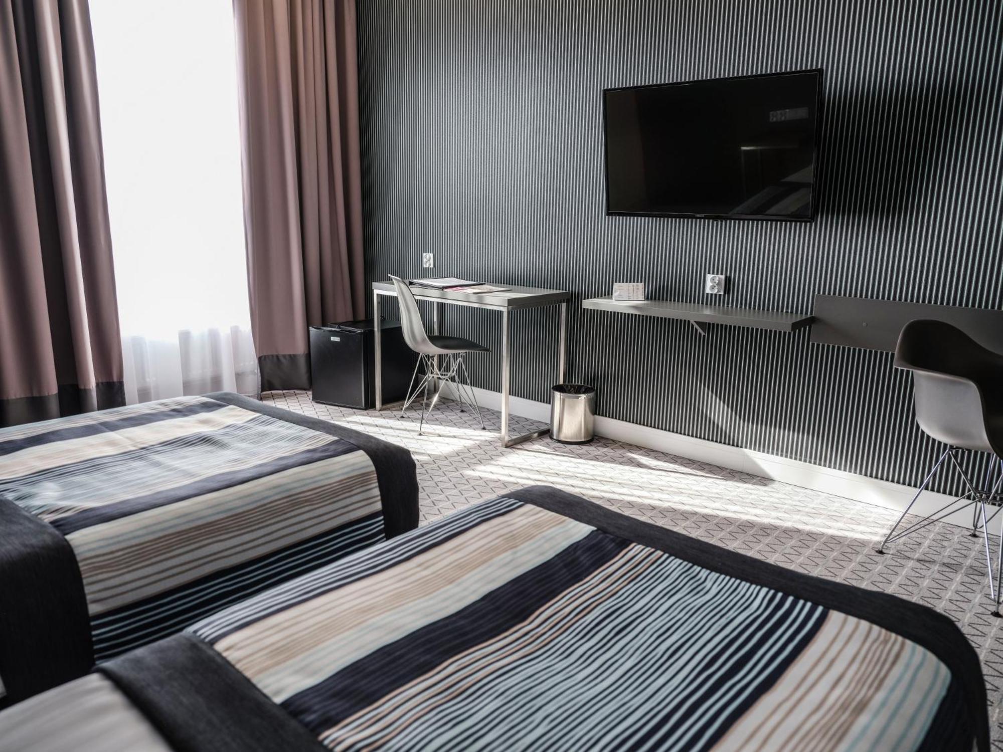 Hotel Europa Starachowice Buitenkant foto