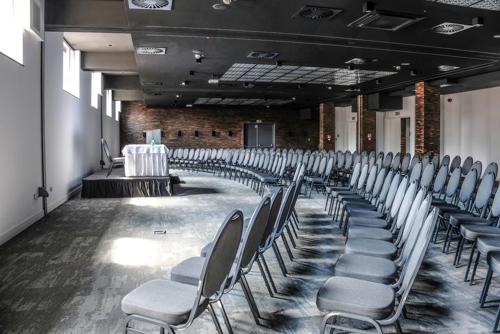 Hotel Europa Starachowice Buitenkant foto