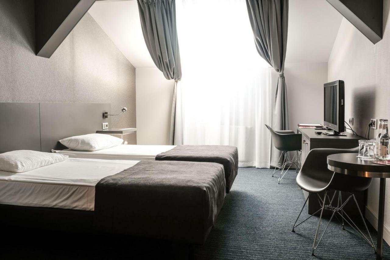 Hotel Europa Starachowice Buitenkant foto